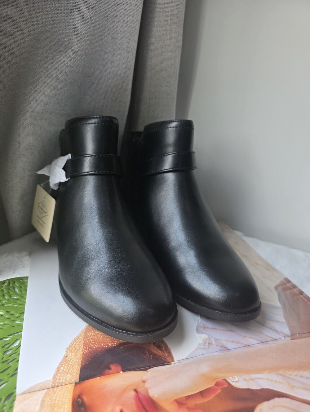 ST. JOHN'S BAY Randa Boots - US Size 6.5